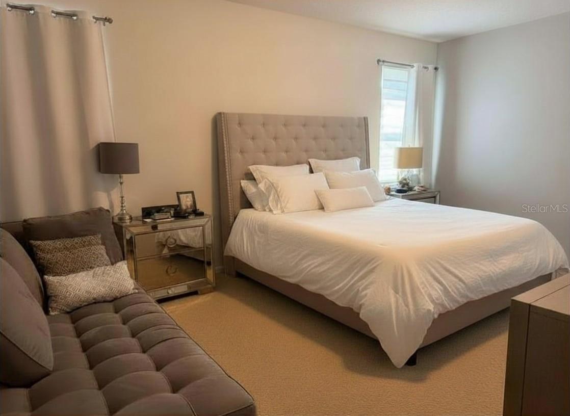 JOHNS LAKE POINTE - Residential Lease