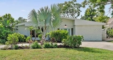 2660 FAIRWAY AVENUE S ST PETERSBURG FL 33712