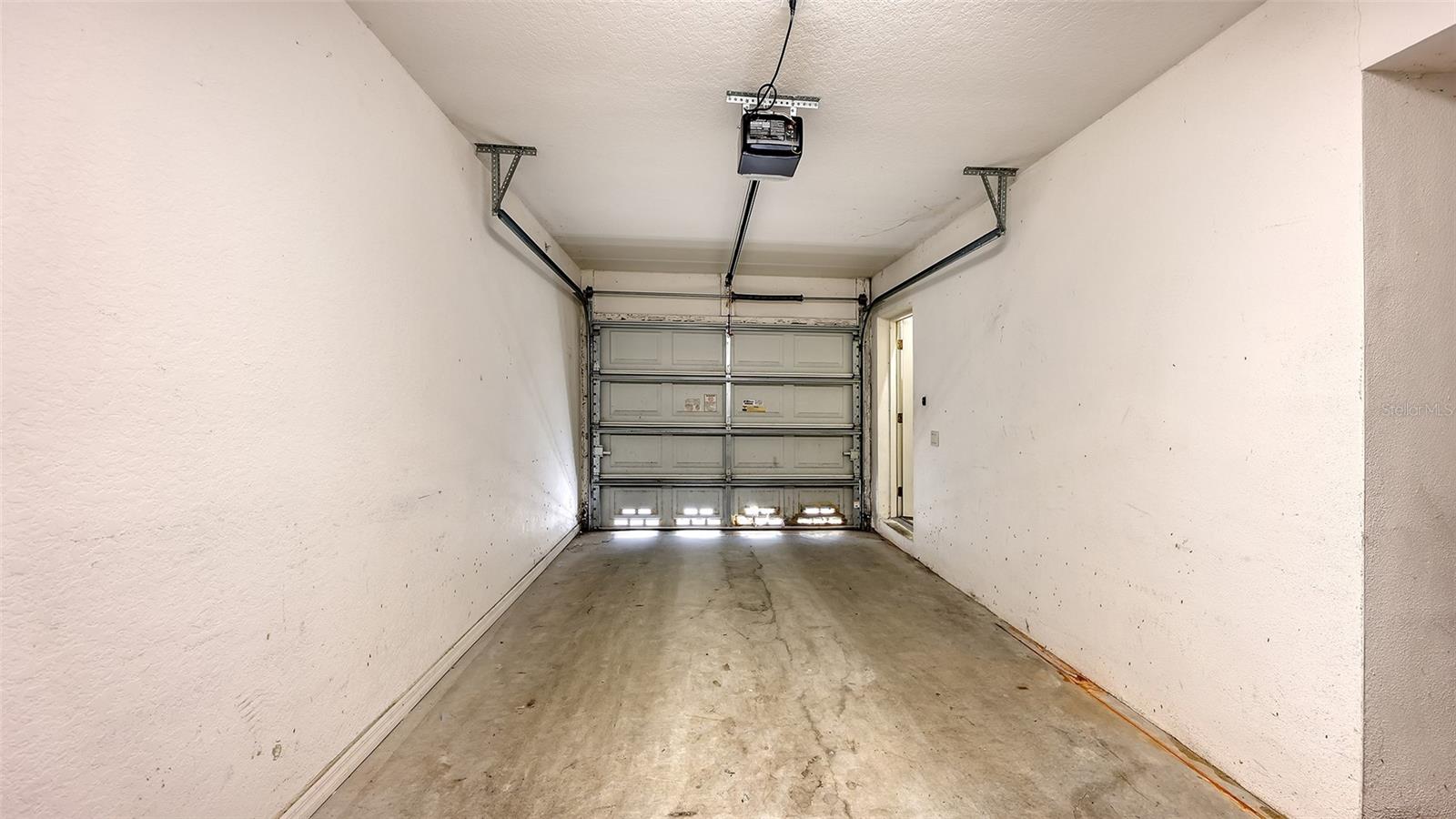 MAGNOLIA CROSSING - Residential