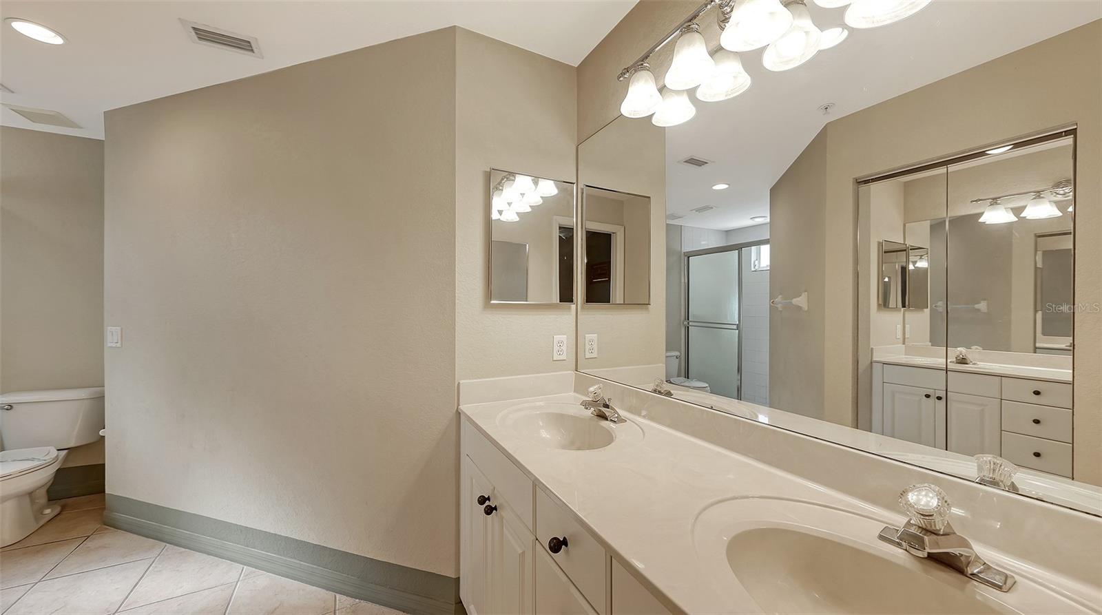 MAGNOLIA CROSSING - Residential