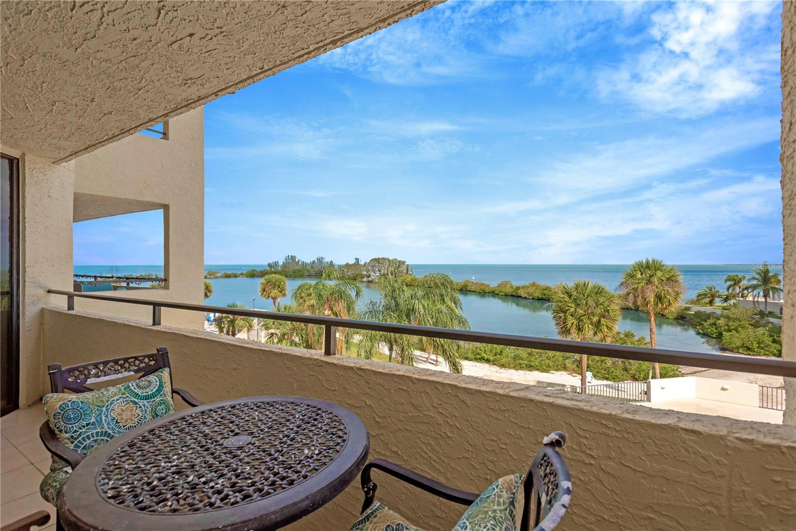 GULF ISLAND BEACH TENNIS - Residential