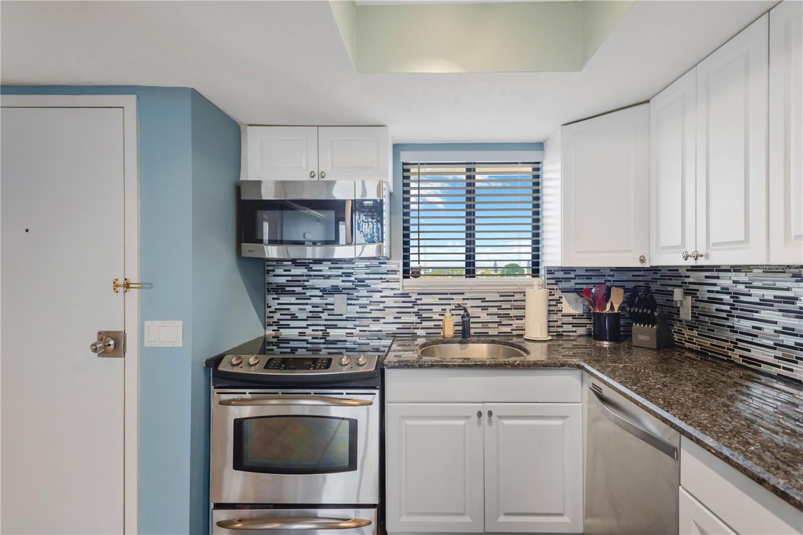 GULF ISLAND BEACH TENNIS - Residential