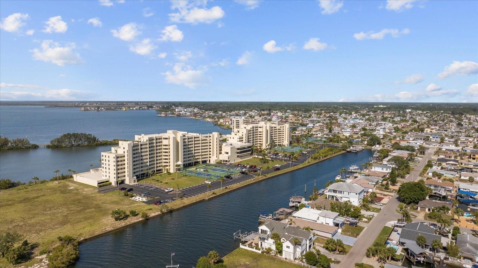 GULF ISLAND BEACH TENNIS - Residential