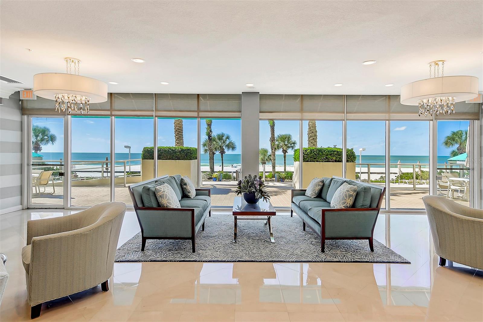L ELEGANCE ON LIDO BEACH - Residential