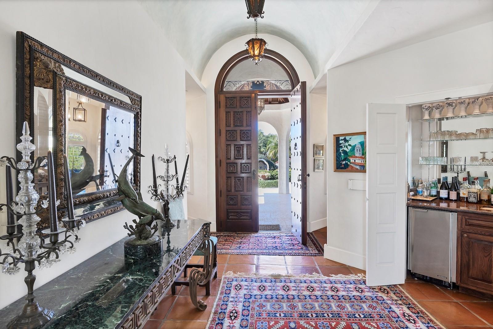 1500 E RAILROAD AVENUE