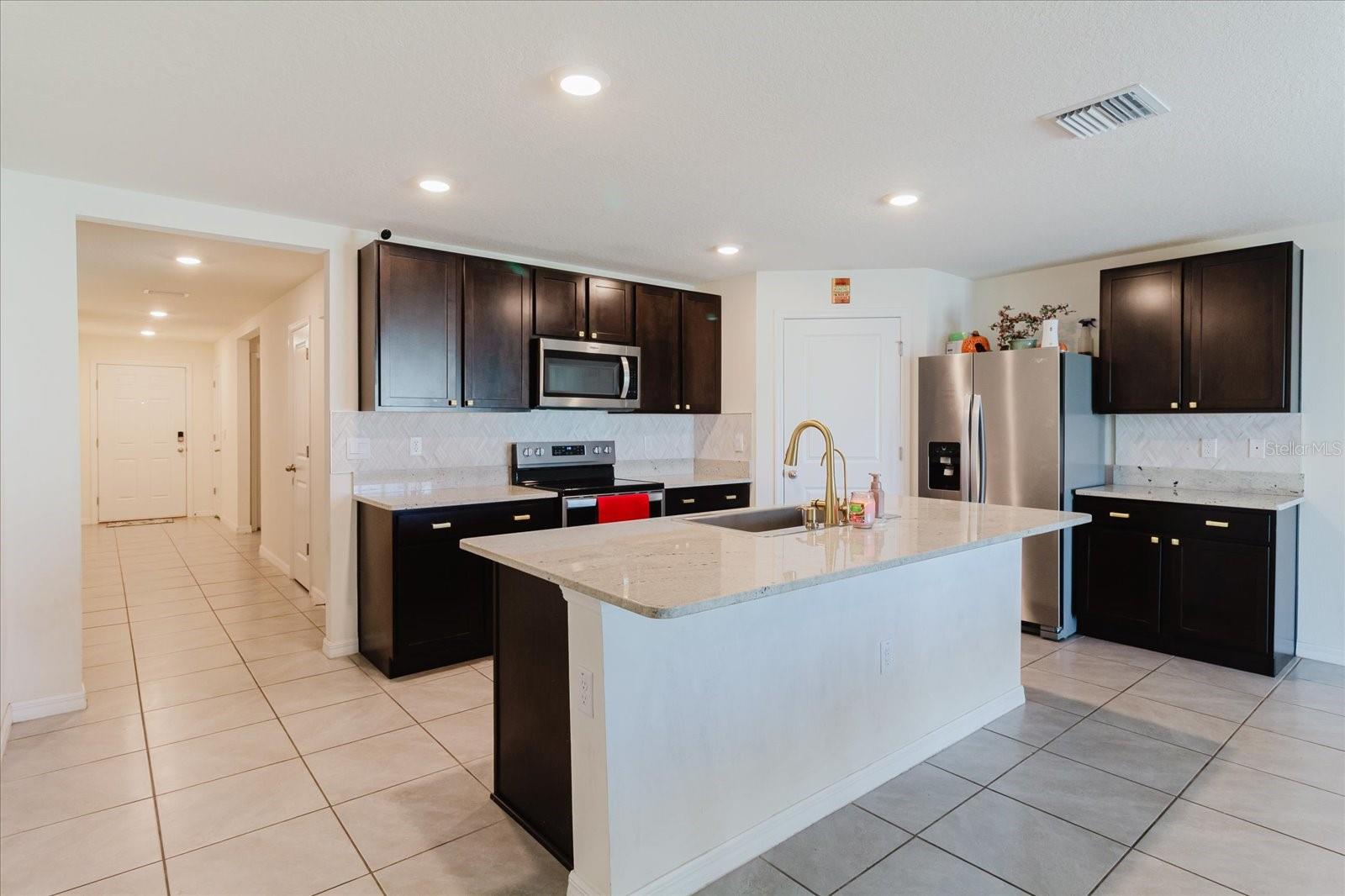 BERRY BAY SUB - Residential