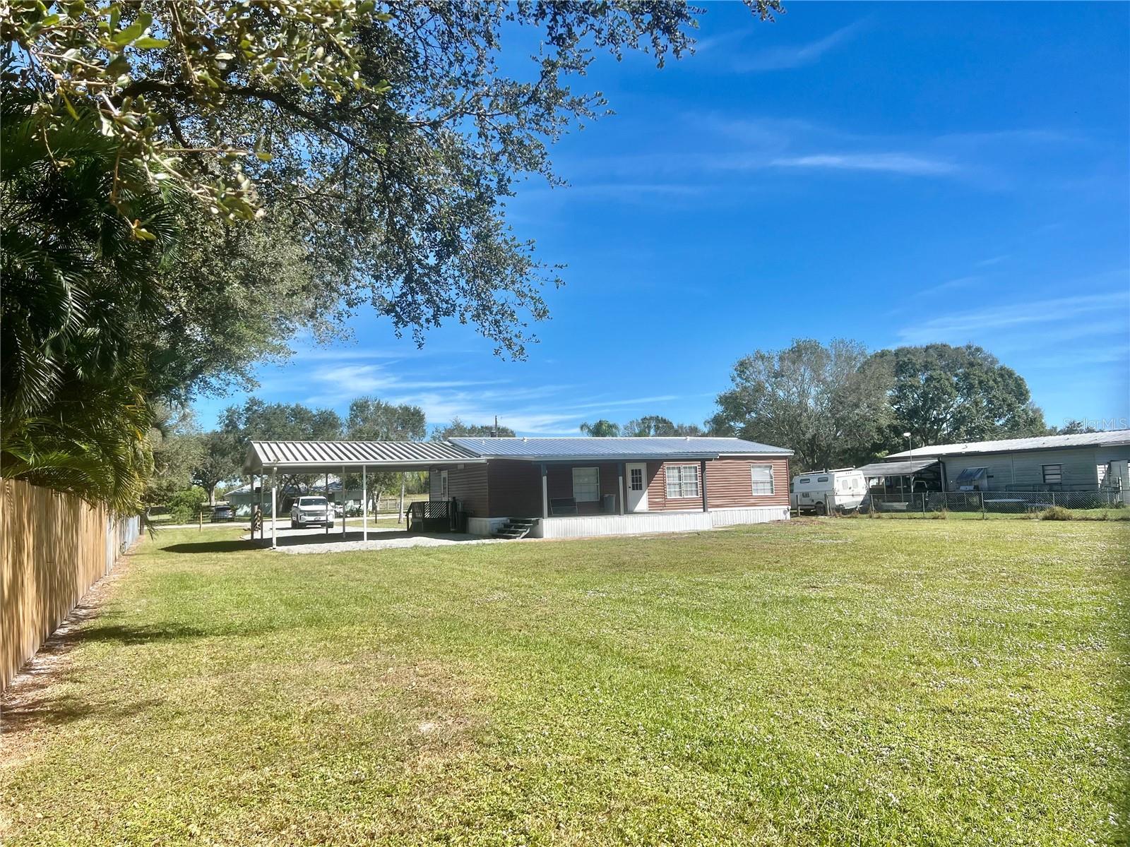 YANNETT ESTATES - Residential