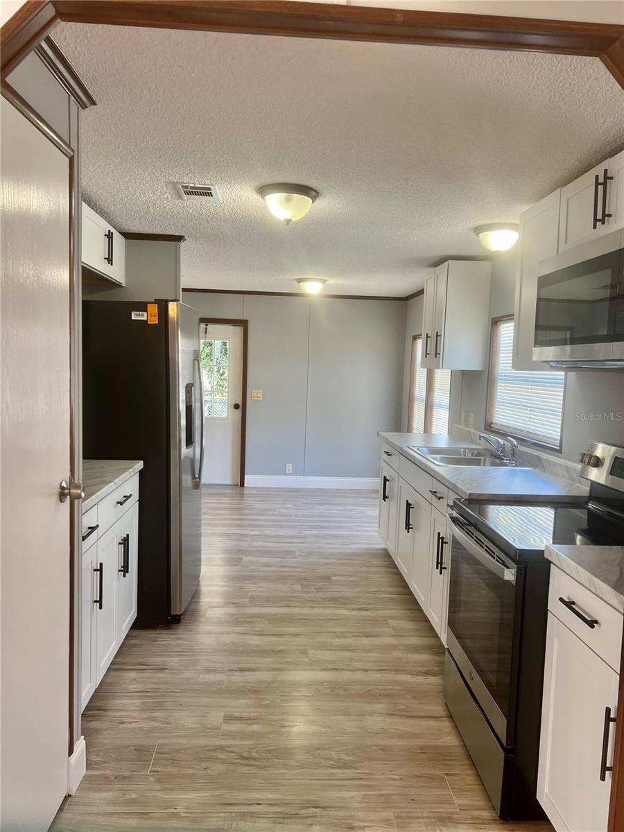 YANNETT ESTATES - Residential