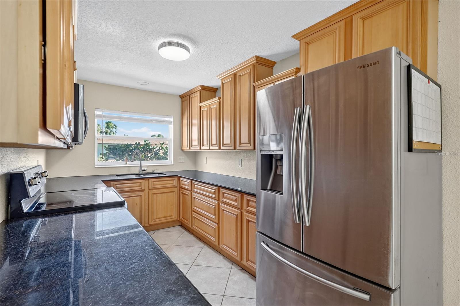 MAXIMO MOORINGS - Residential