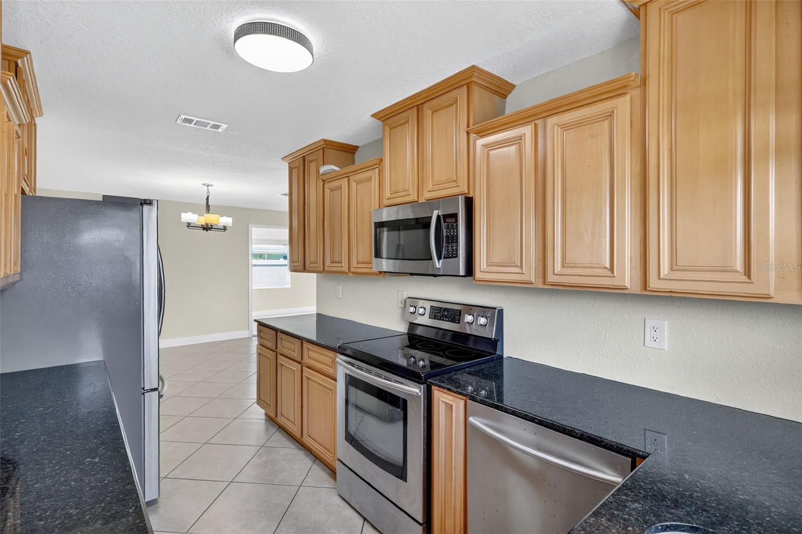 MAXIMO MOORINGS - Residential