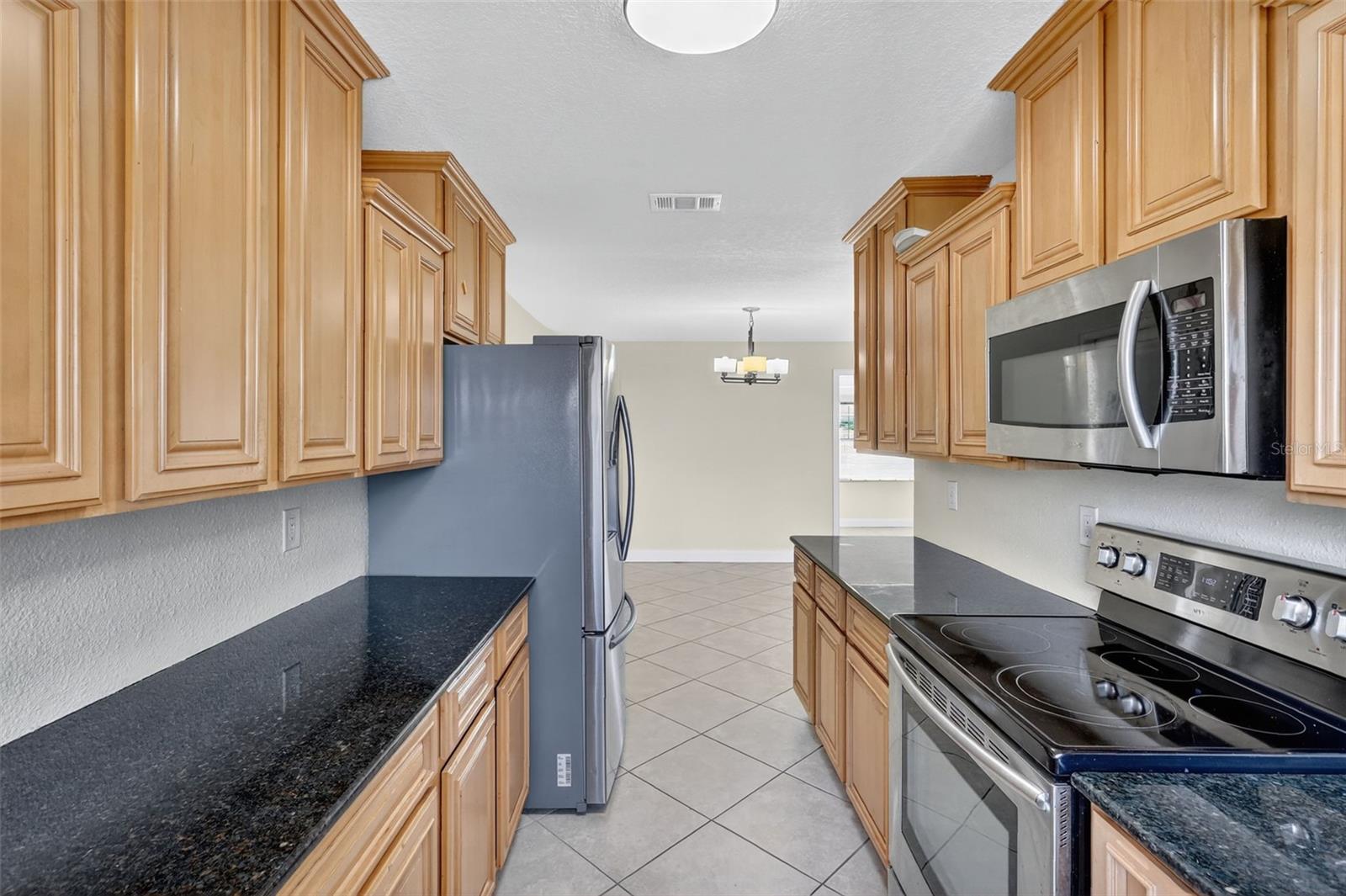 MAXIMO MOORINGS - Residential