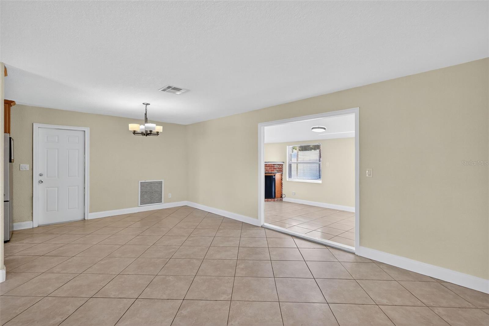 MAXIMO MOORINGS - Residential