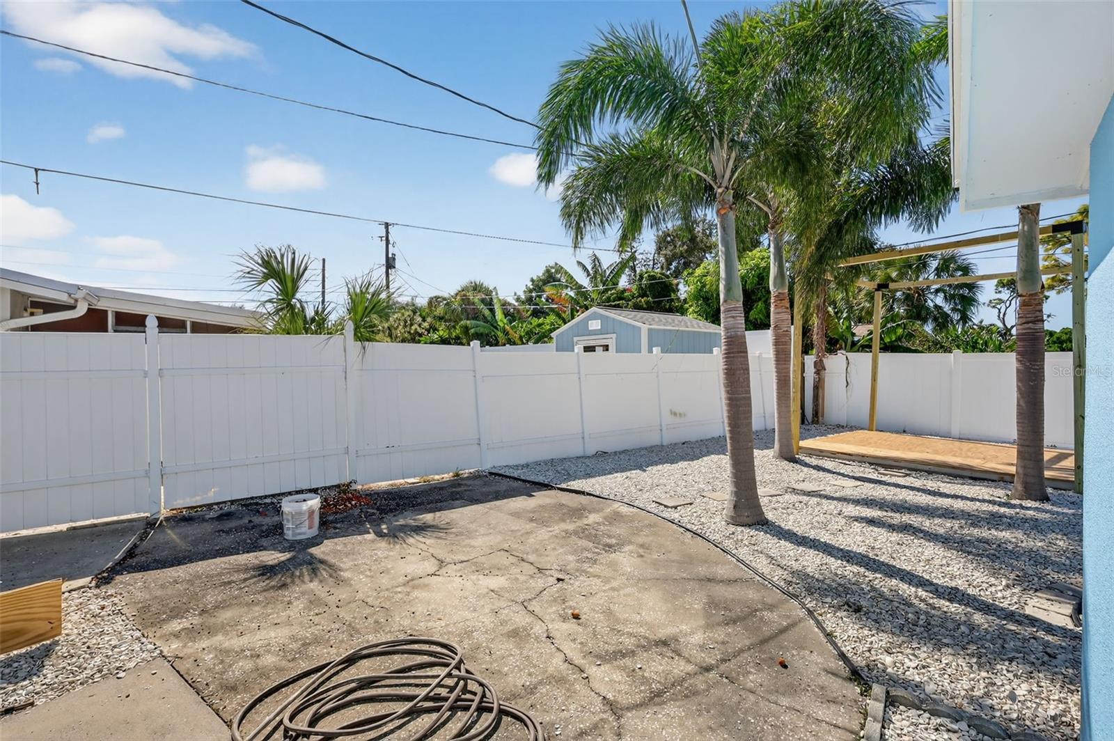 MAXIMO MOORINGS - Residential