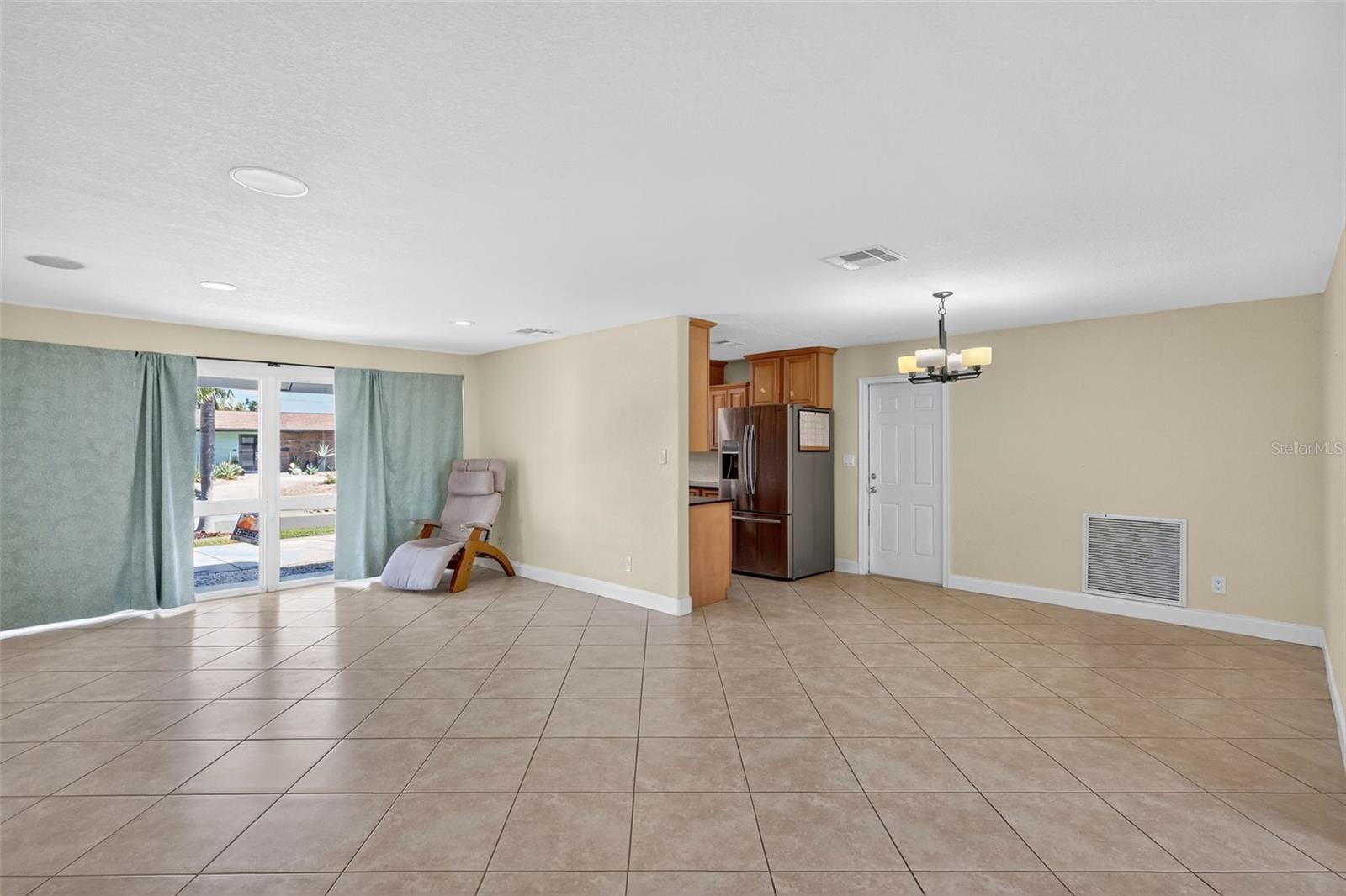 MAXIMO MOORINGS - Residential