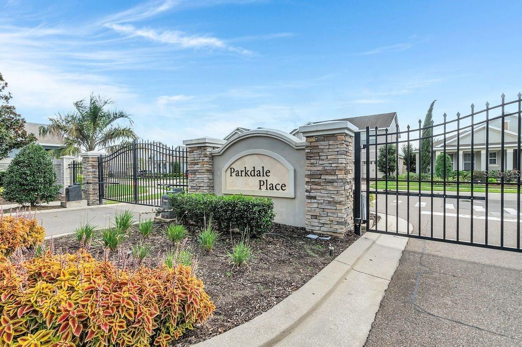 Photo of 1033 Wood Dale Circle, Oviedo, FL 32765 (MLS # O6390735)