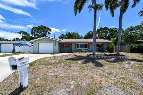 A home in SARASOTA