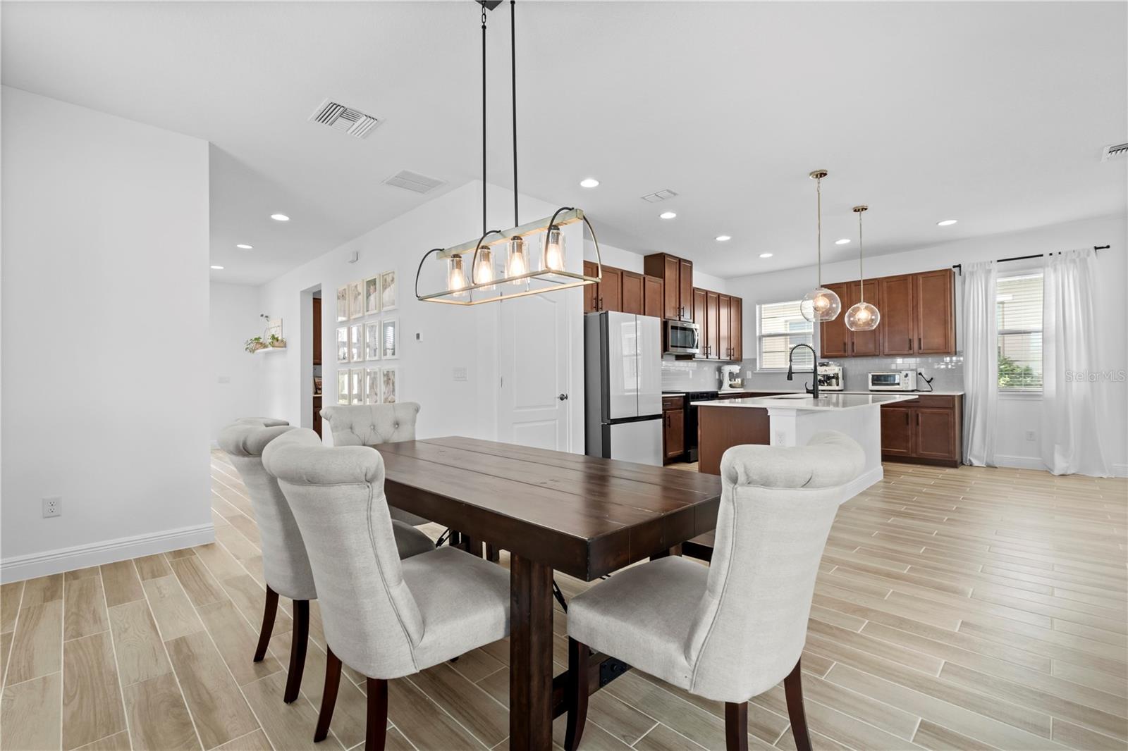 HARMONY WEST - Residential