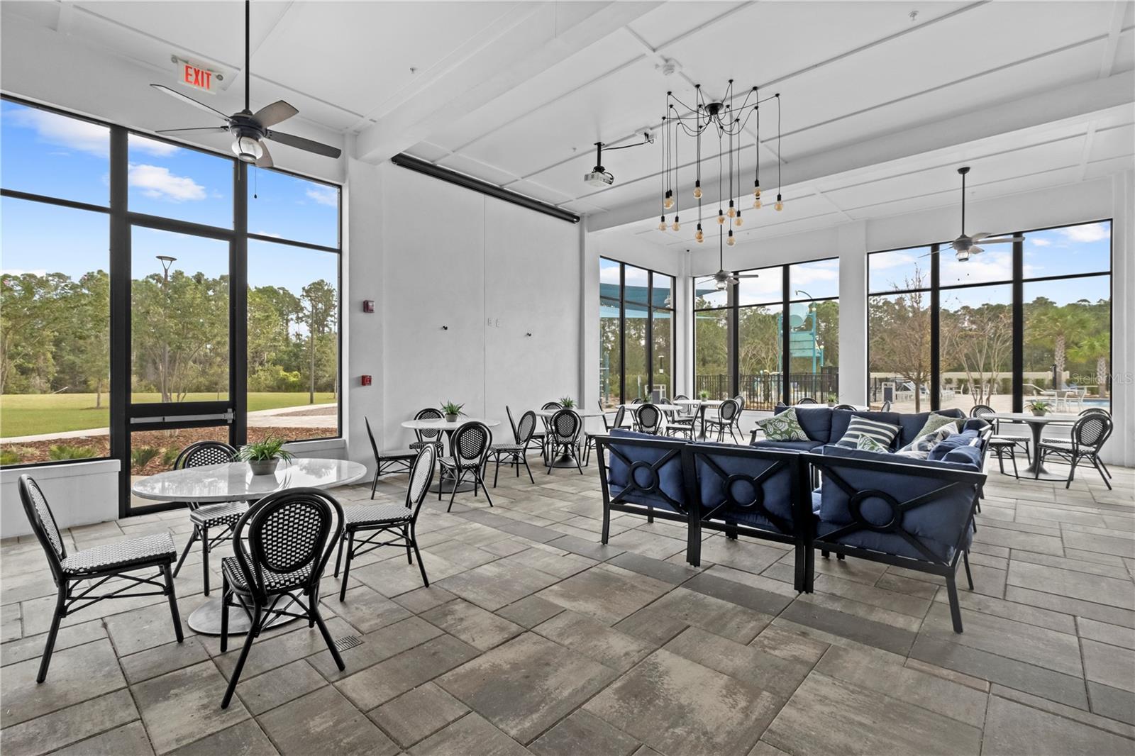 HARMONY WEST - Residential