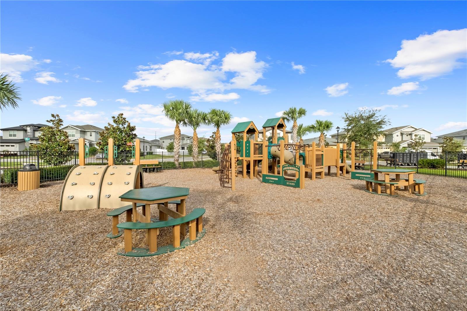 HARMONY WEST - Residential