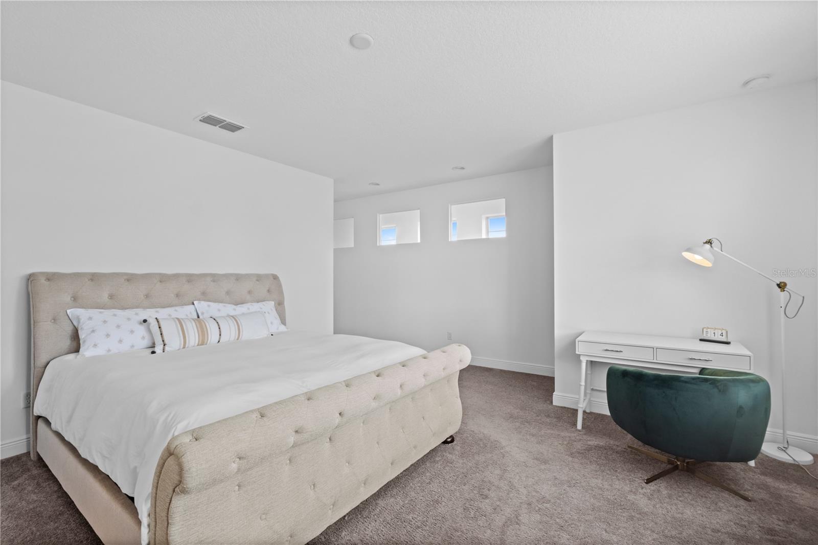 HARMONY WEST - Residential