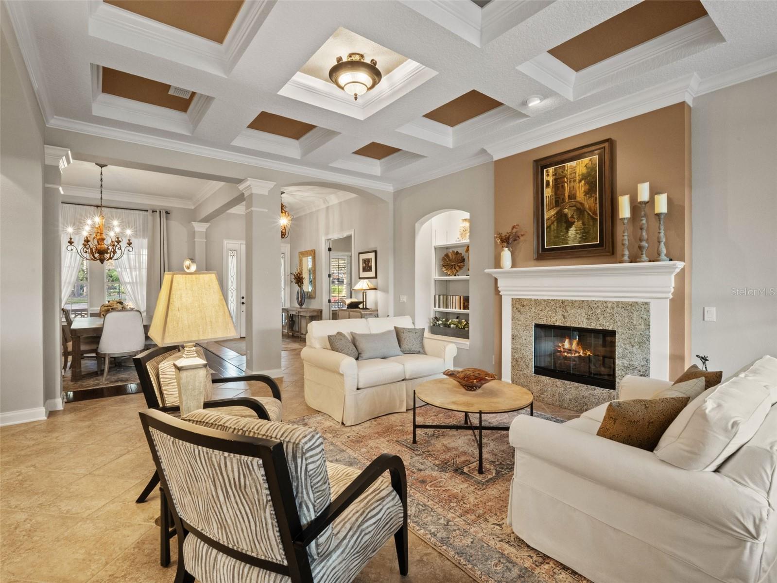 HEATHROW COUNTRY ESTATE - Residential