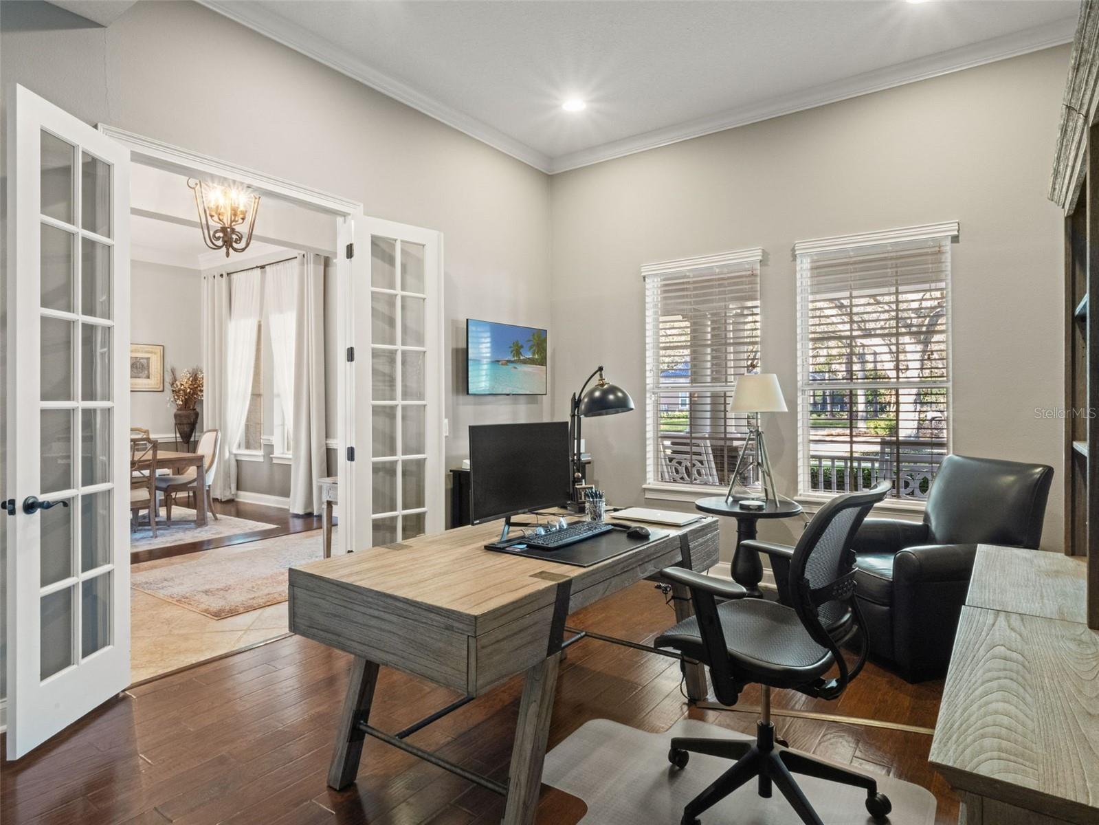 HEATHROW COUNTRY ESTATE - Residential