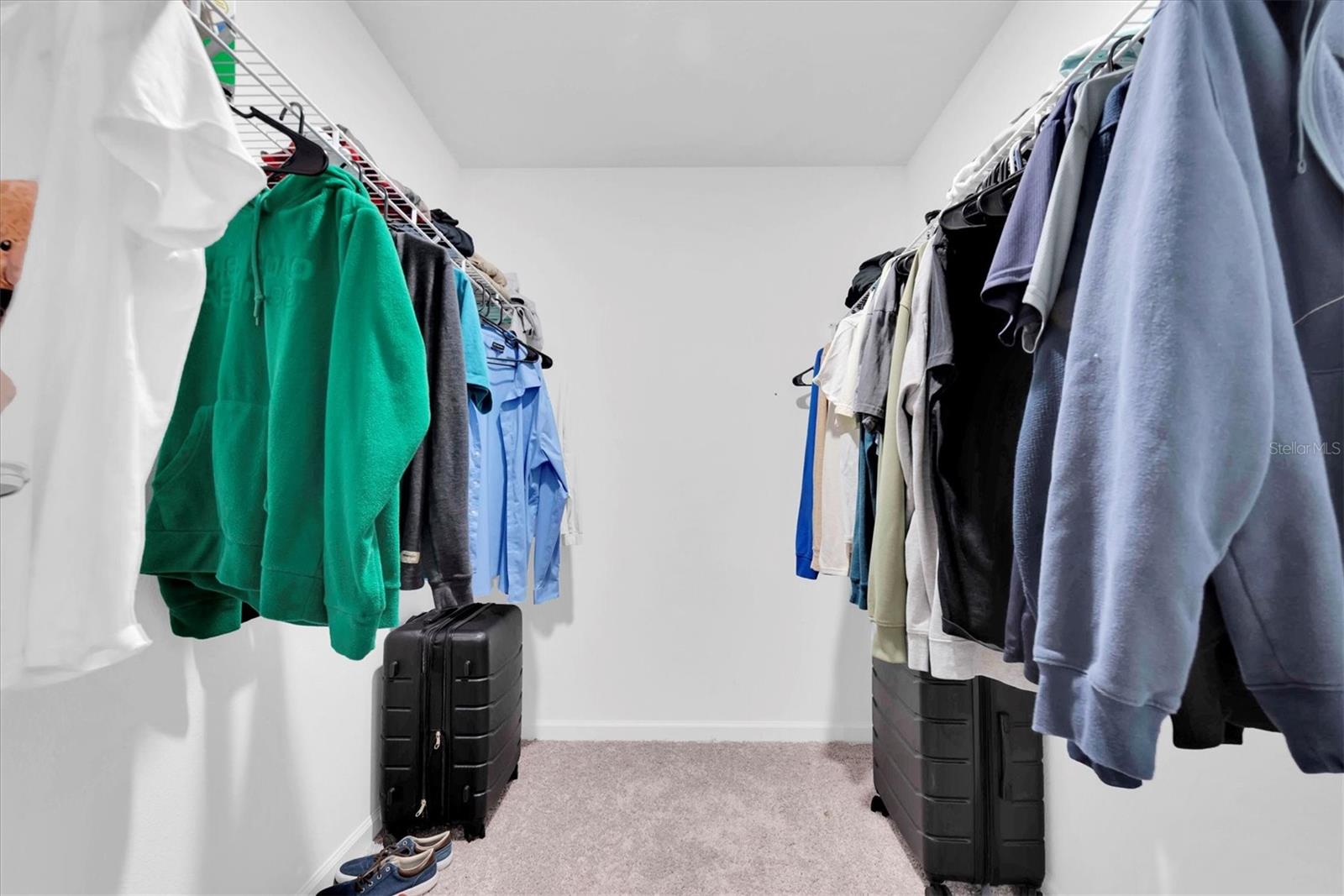 DUG CRK TWNHMS - Residential