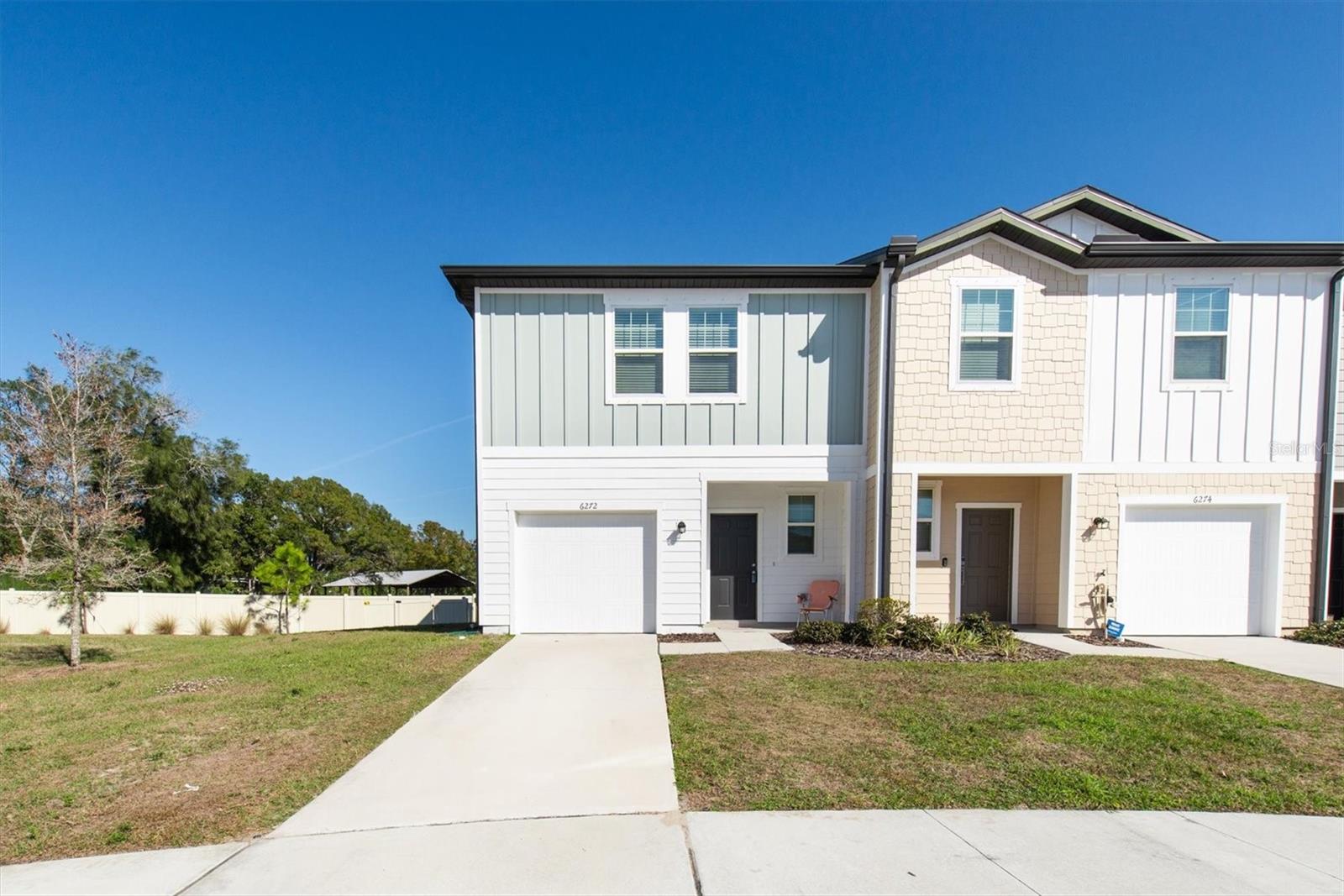 DUG CRK TWNHMS - Residential