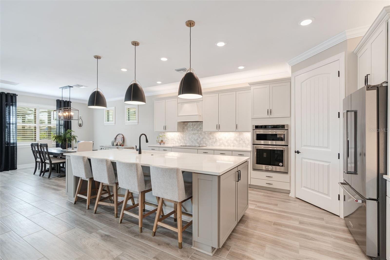 ISLANDWALK/THE WEST VLGS PH 8 - Residential