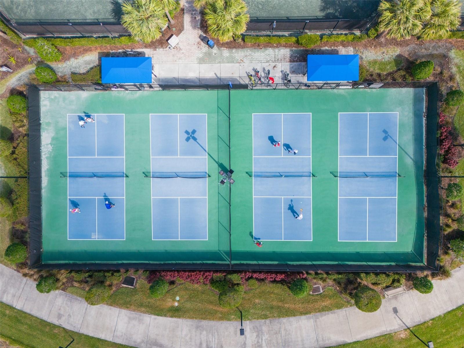 ISLANDWALK/THE WEST VLGS PH 8 - Residential