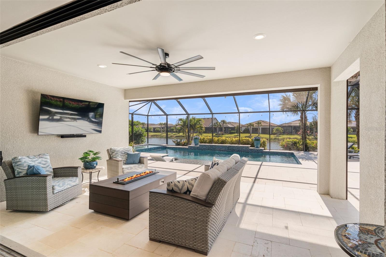 ISLANDWALK/THE WEST VLGS PH 8 - Residential