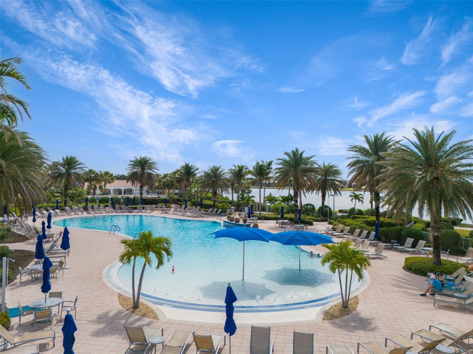 ISLANDWALK/THE WEST VLGS PH 8 - Residential