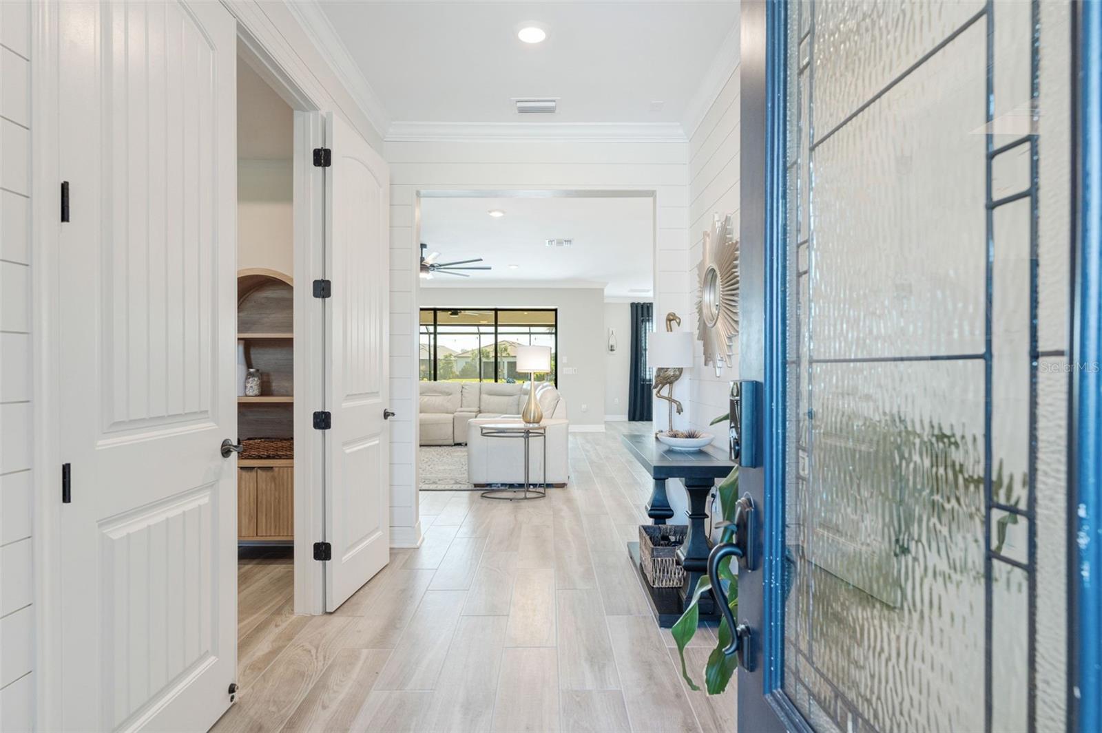 ISLANDWALK/THE WEST VLGS PH 8 - Residential