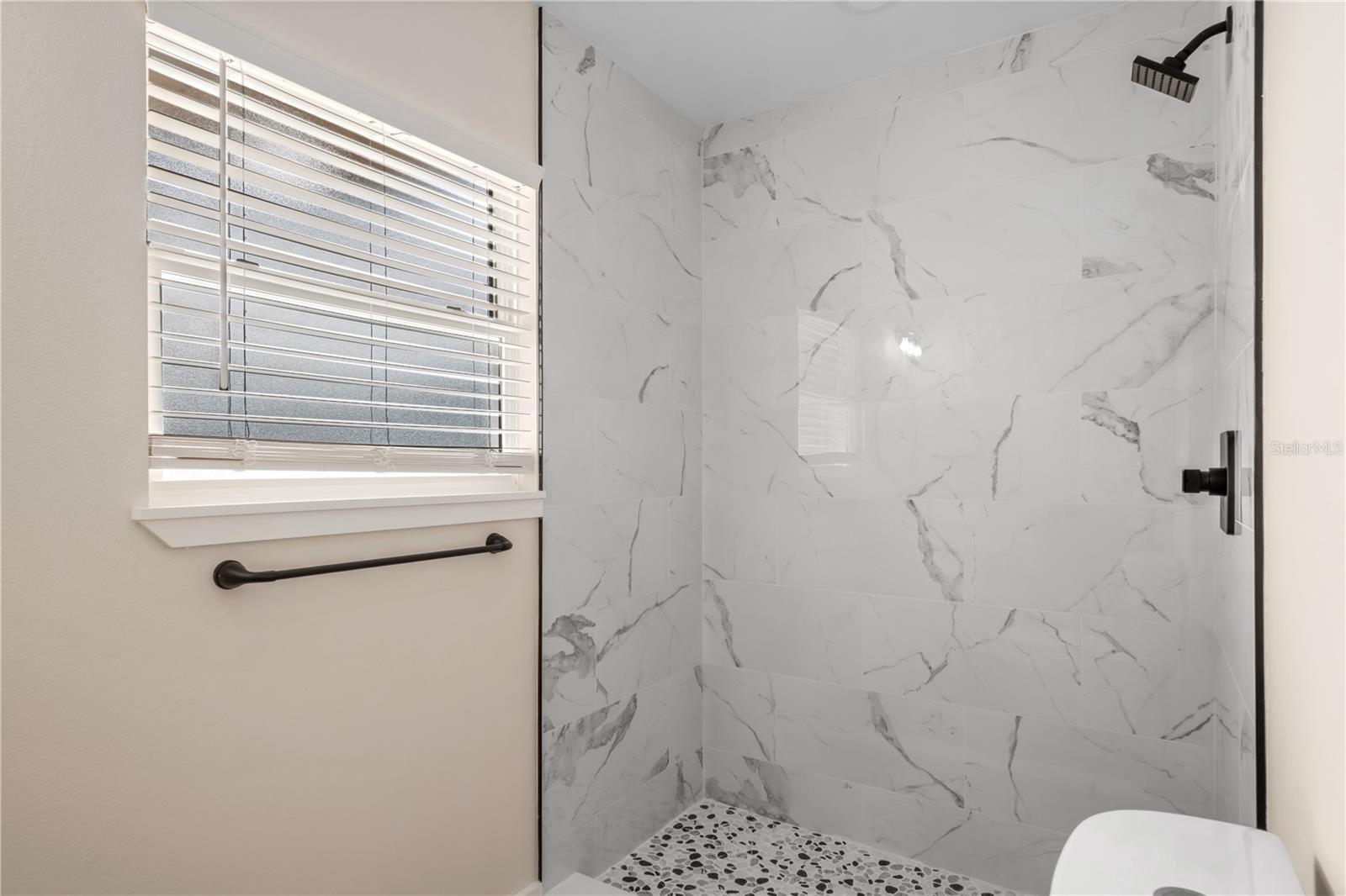 OCALA RDG UN 01 - Residential Income