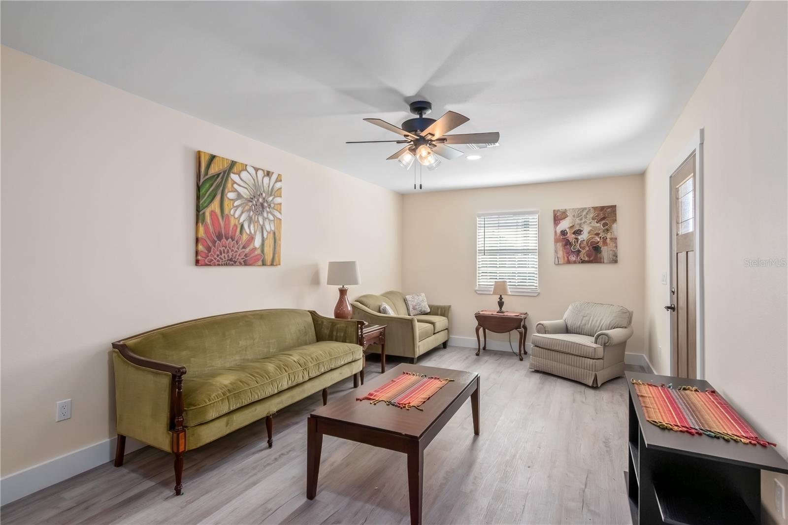 OCALA RDG UN 01 - Residential Income