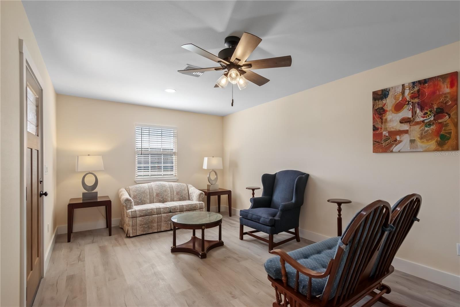 OCALA RDG UN 01 - Residential Income