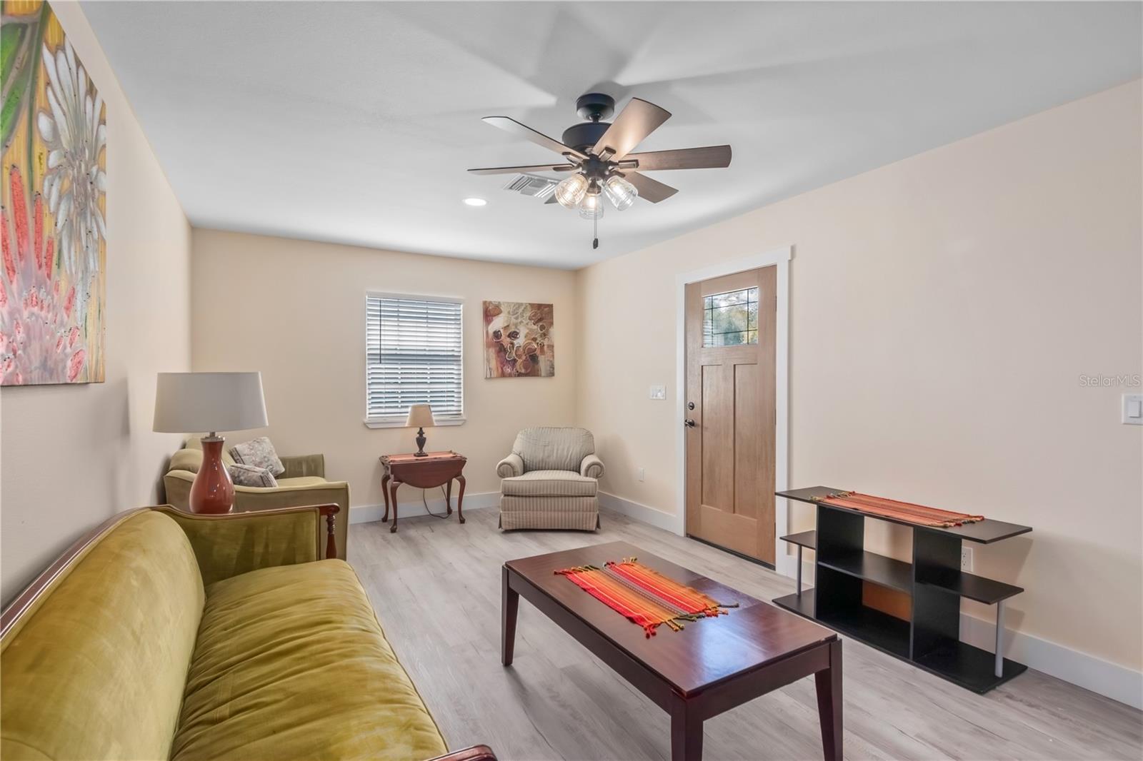 OCALA RDG UN 01 - Residential Income