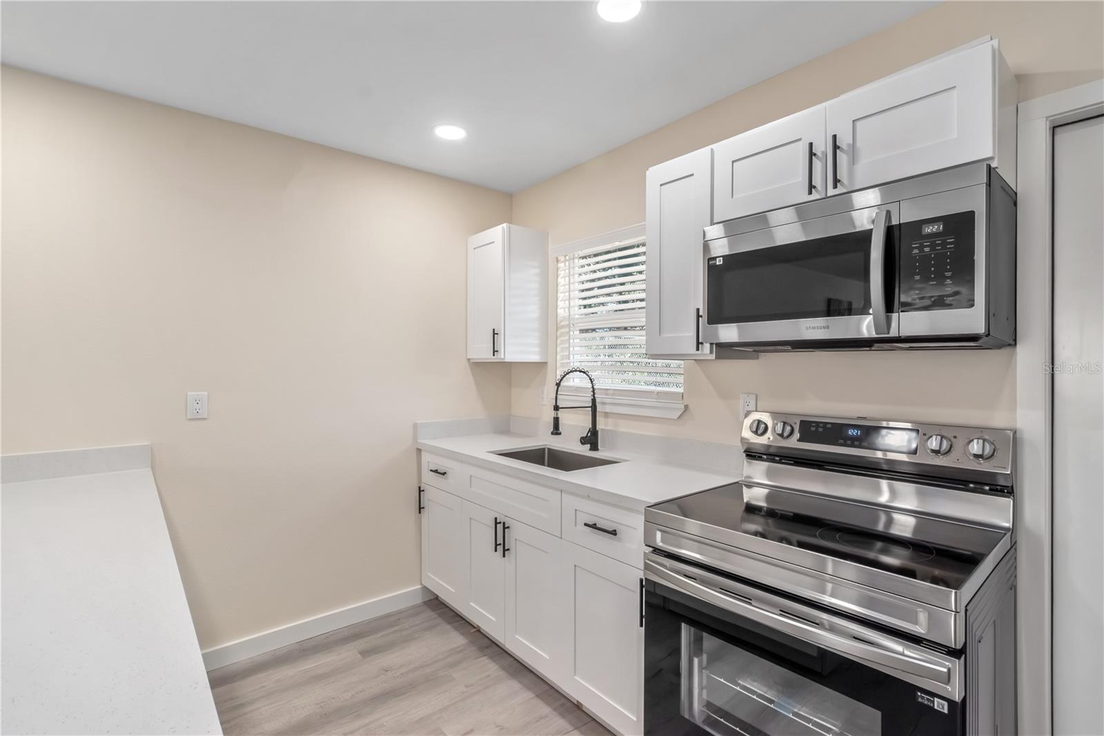 OCALA RDG UN 01 - Residential Income