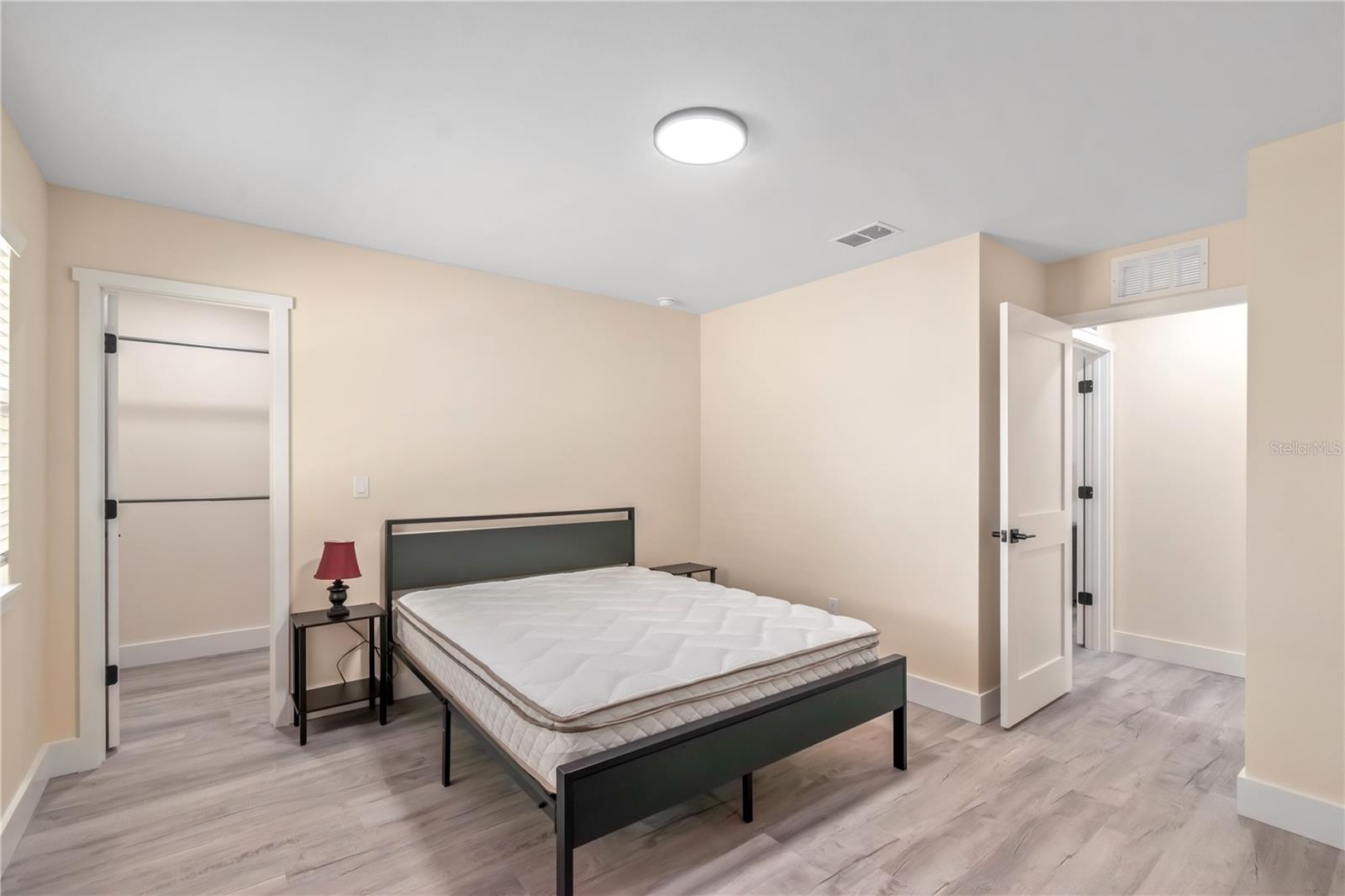 OCALA RDG UN 01 - Residential Income