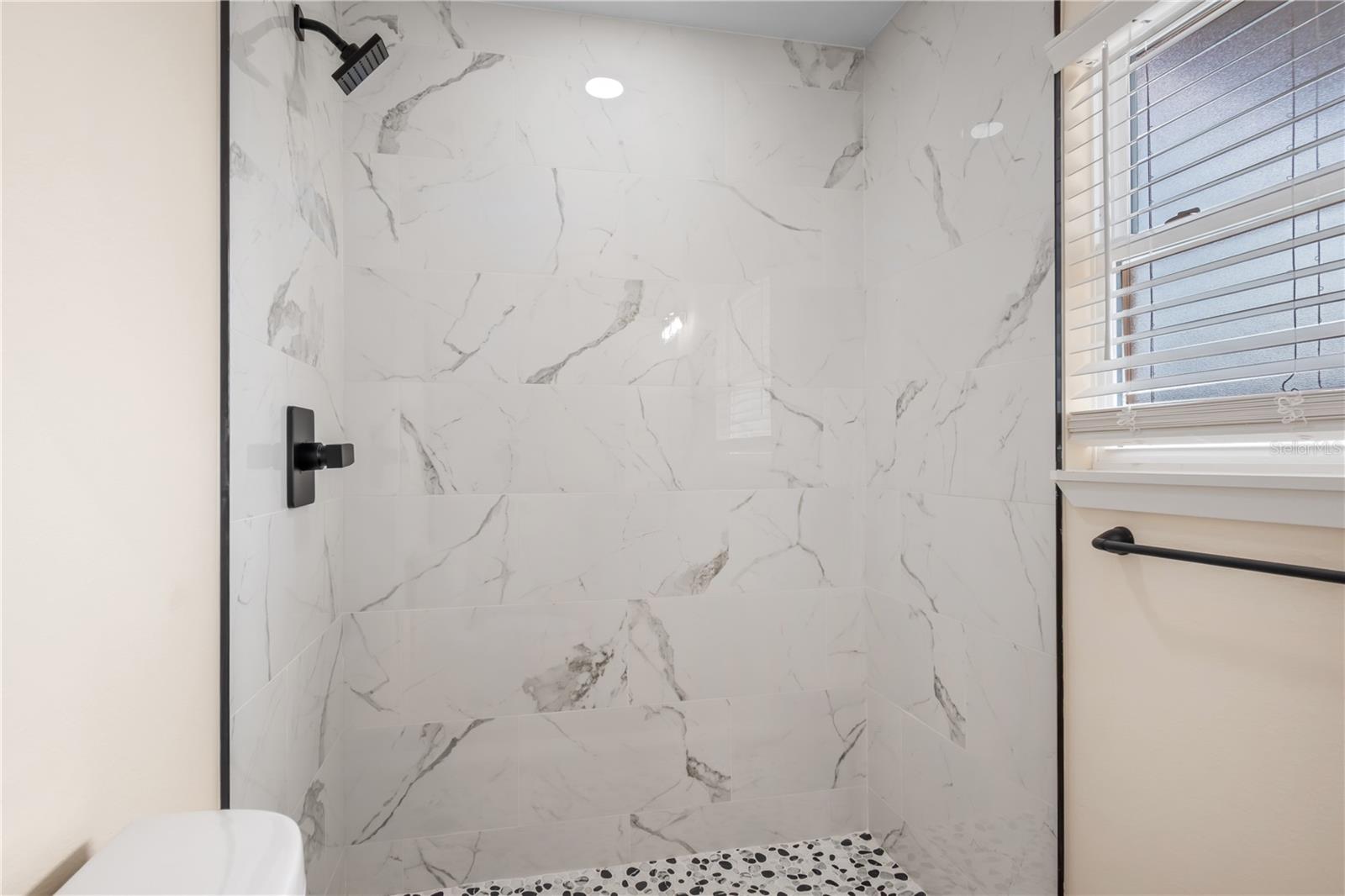 OCALA RDG UN 01 - Residential Income