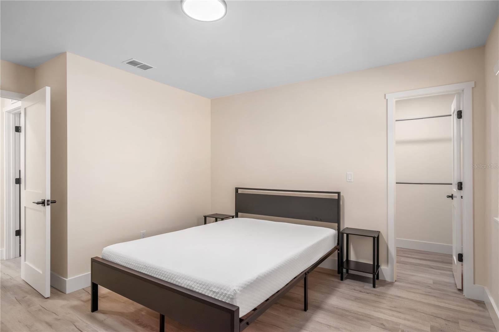 OCALA RDG UN 01 - Residential Income