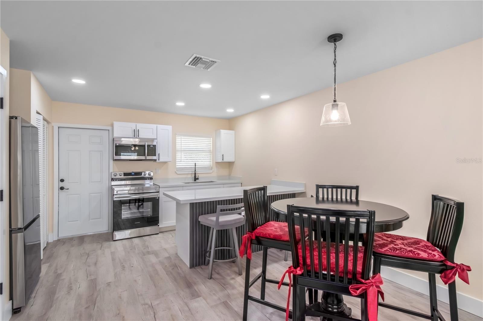 OCALA RDG UN 01 - Residential Income