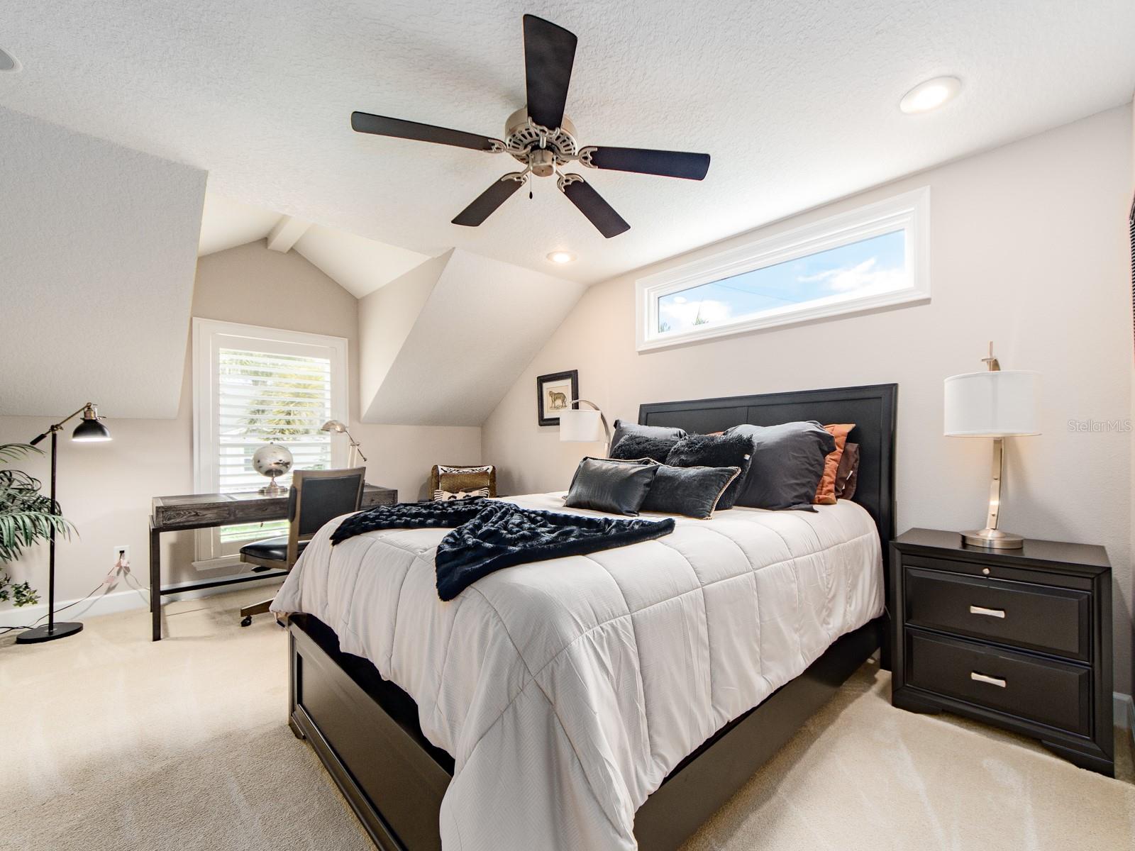 GRAND BAY SUB - Residential Lease