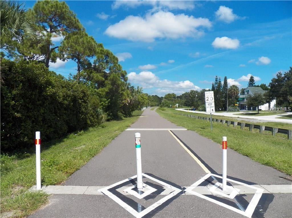 GRAND BAY SUB - Residential Lease