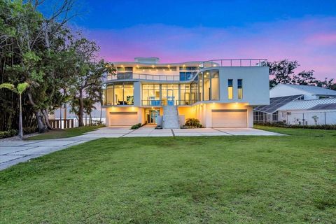 Photo of 4035 Bay Shore Road, Sarasota, FL 34234 (MLS # A4667415)