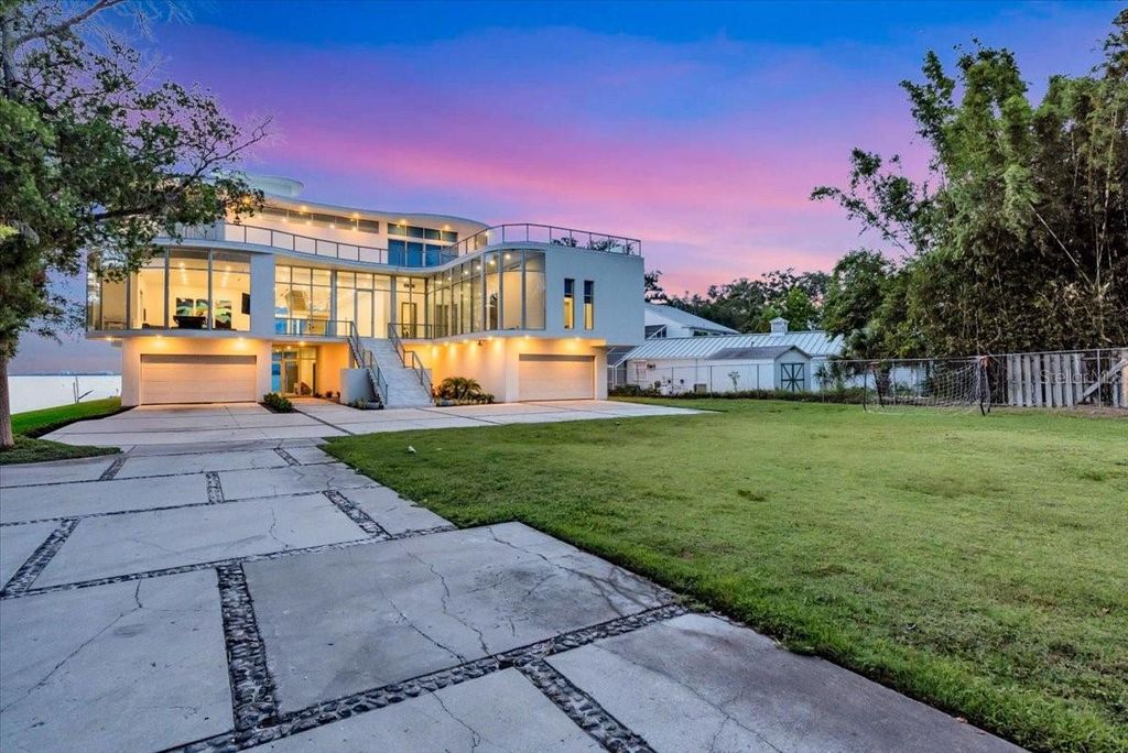 Photo of 4035 Bay Shore Road, Sarasota, FL 34234 (MLS # A4667415)