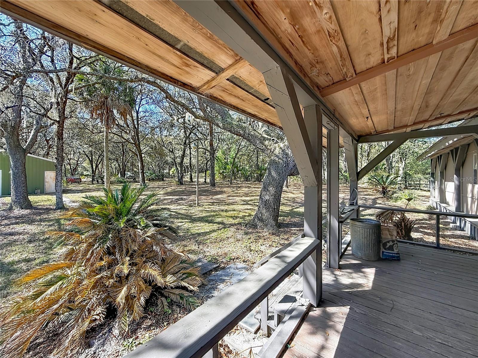 HOWARD RANCH ESTATE - Residential
