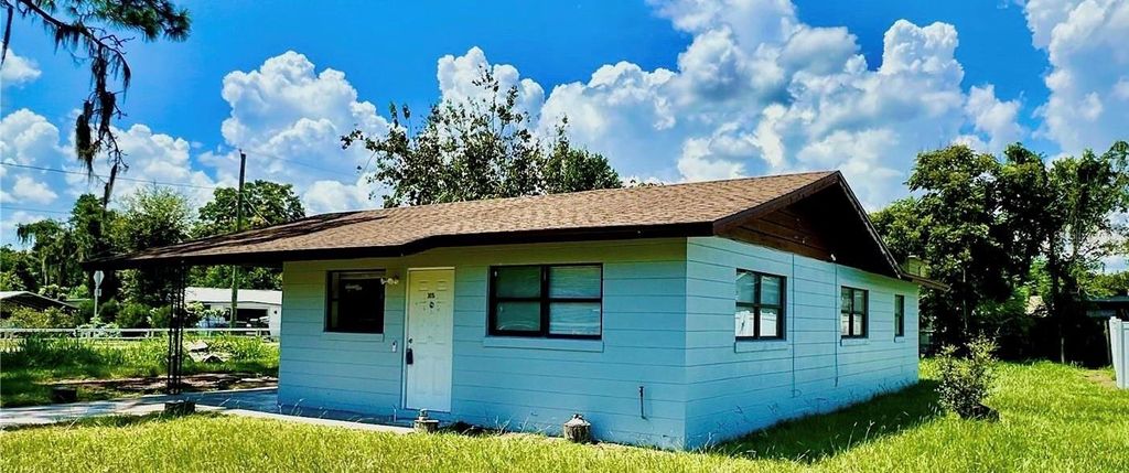 Photo of 3015 Avenue I NW, Winter Haven, FL 33881 (MLS # O6304872)