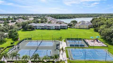 A home in LAKELAND