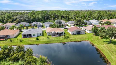 A home in LAKELAND